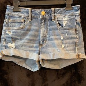 American Eagle Super Stretch High Rise Shortie, size 6